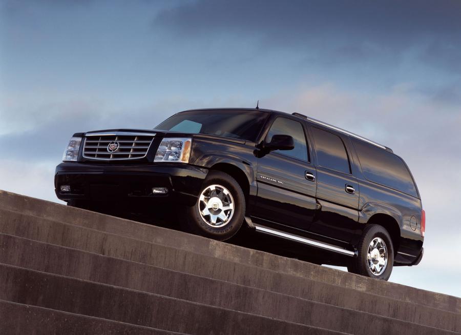  Cadillac Escalade ESV 2003 года  (фото 9 из 9)
